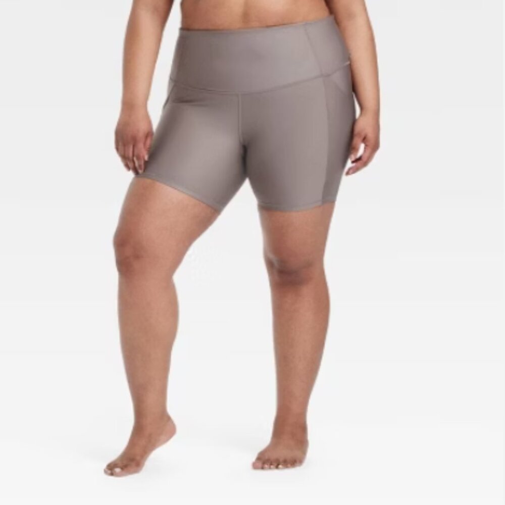 All In Motion Women's XS Dark Brown Everyday Soft 6" Ultra High Rise Bike Shorts